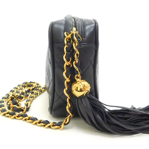 CHANEL Lamb Skin Navy Shoulder Bag! With booklet! - Picture 5 of 15